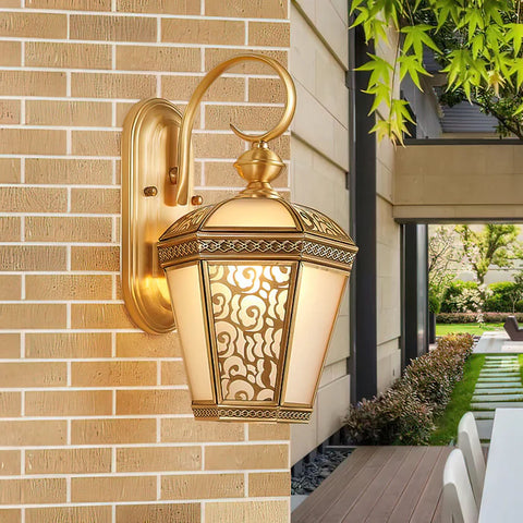 Montrose Outdoor Wall Light - Yiarolight