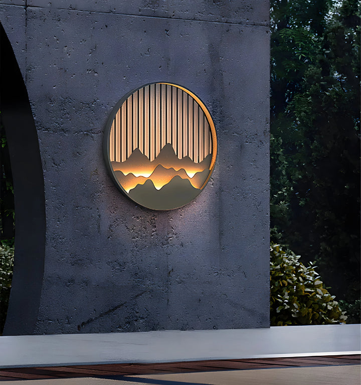 MOUNTAIN OUTDOOR WALL LAMP