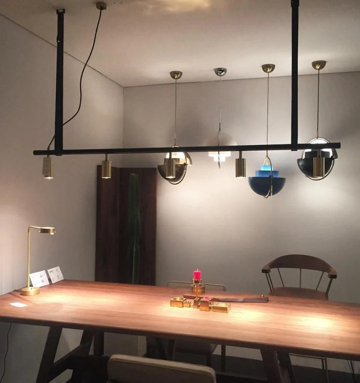 DEFORMED BALL PENDANT LIGHT