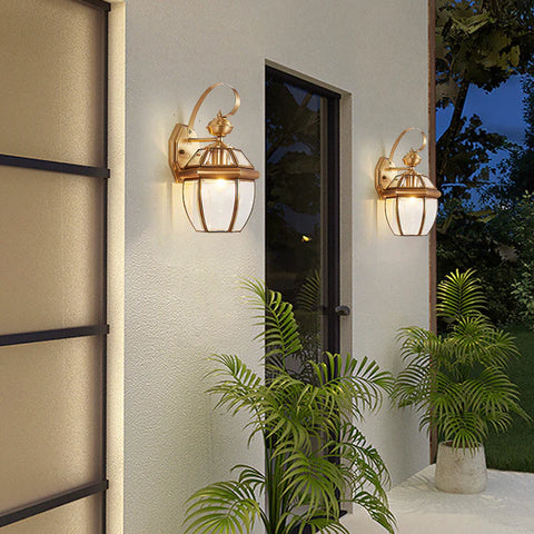 Newbury Outdoor Wall Light - Yiarolight