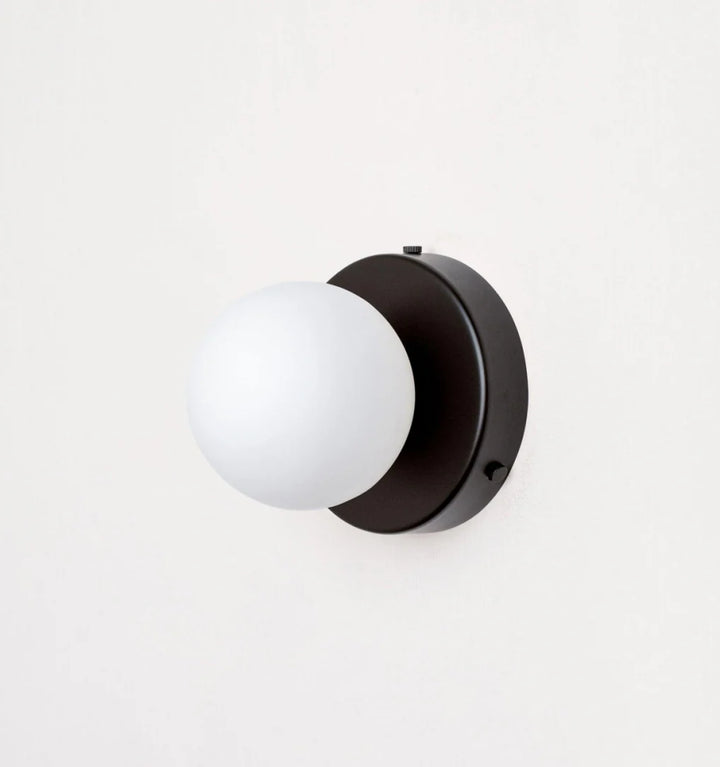 Nuvol Wall Lamp