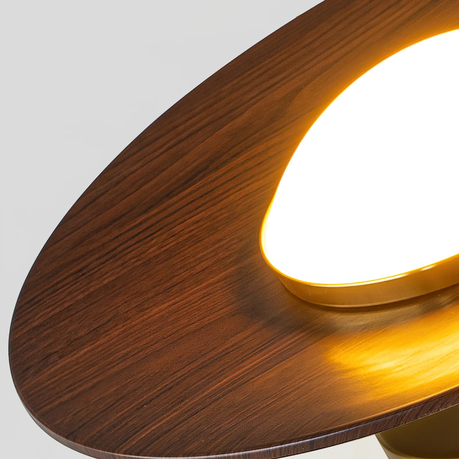 Olav Ceiling Lamp - Yiarolight