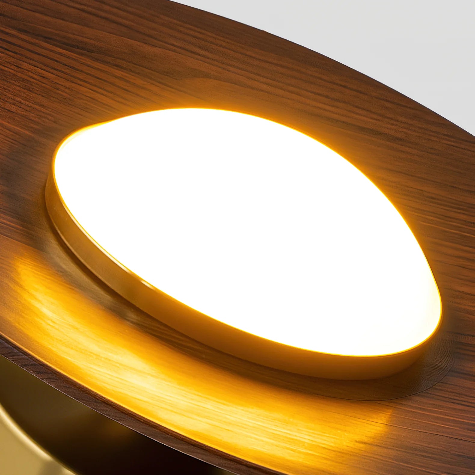 Olav Ceiling Lamp - Yiarolight