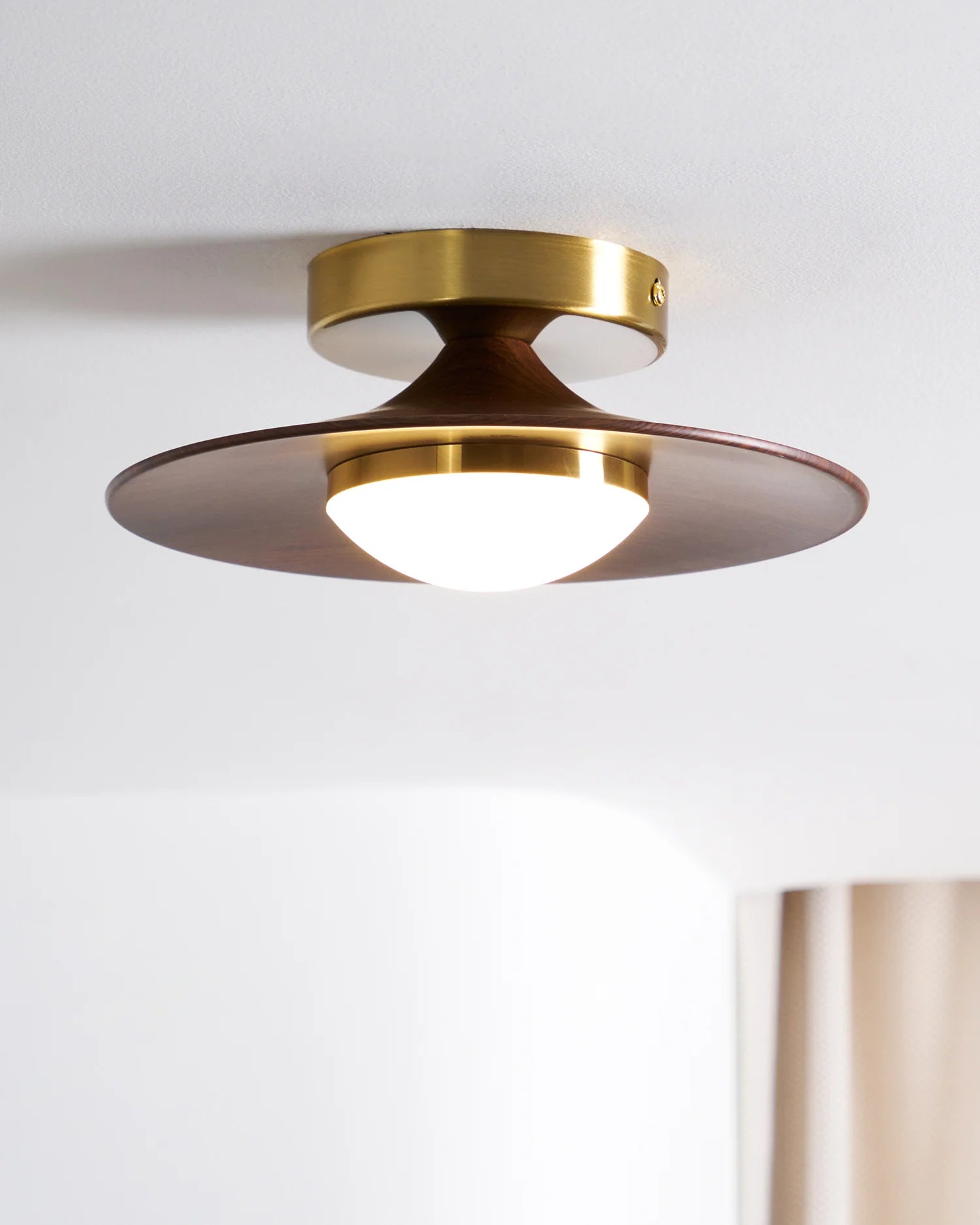 Olav Ceiling Lamp - Yiarolight