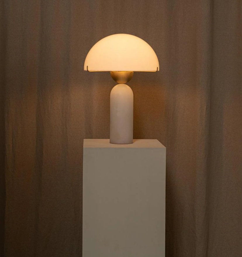 Peono Table Lamp