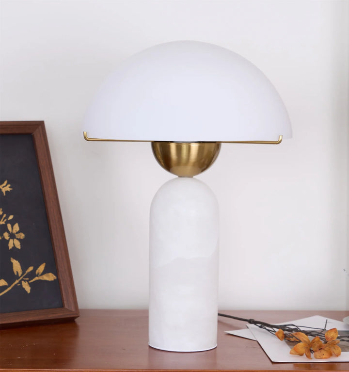 Peono Table Lamp