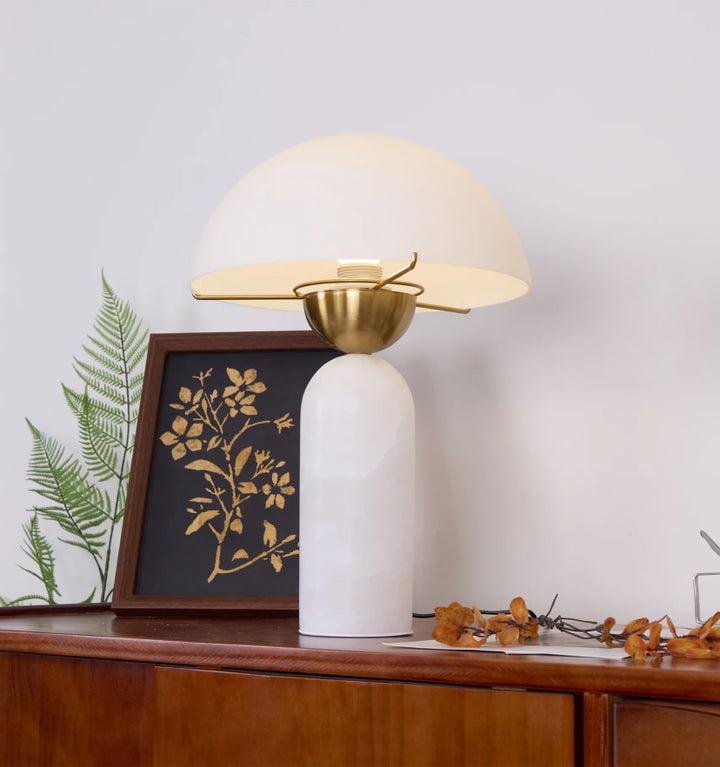 Peono Table Lamp