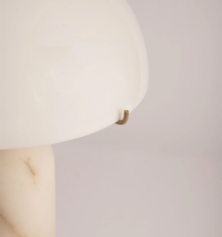 Peono Table Lamp