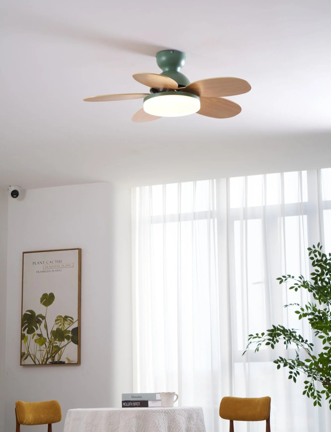Petalo Ceiling Fan Light - Yiarolight