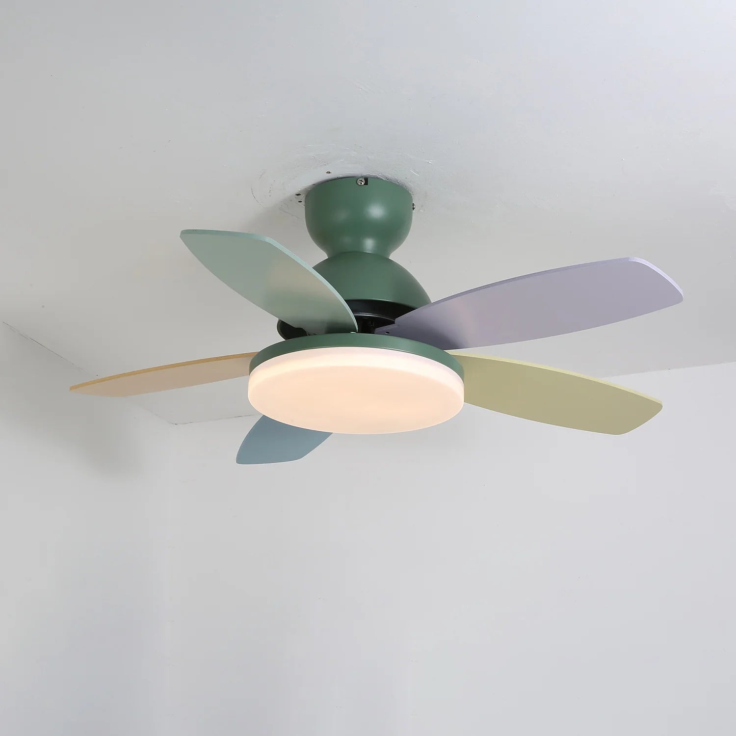 Petalo Ceiling Fan Light - Yiarolight