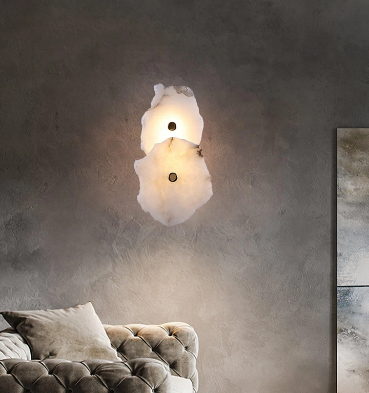 Petra Wall Lamp
