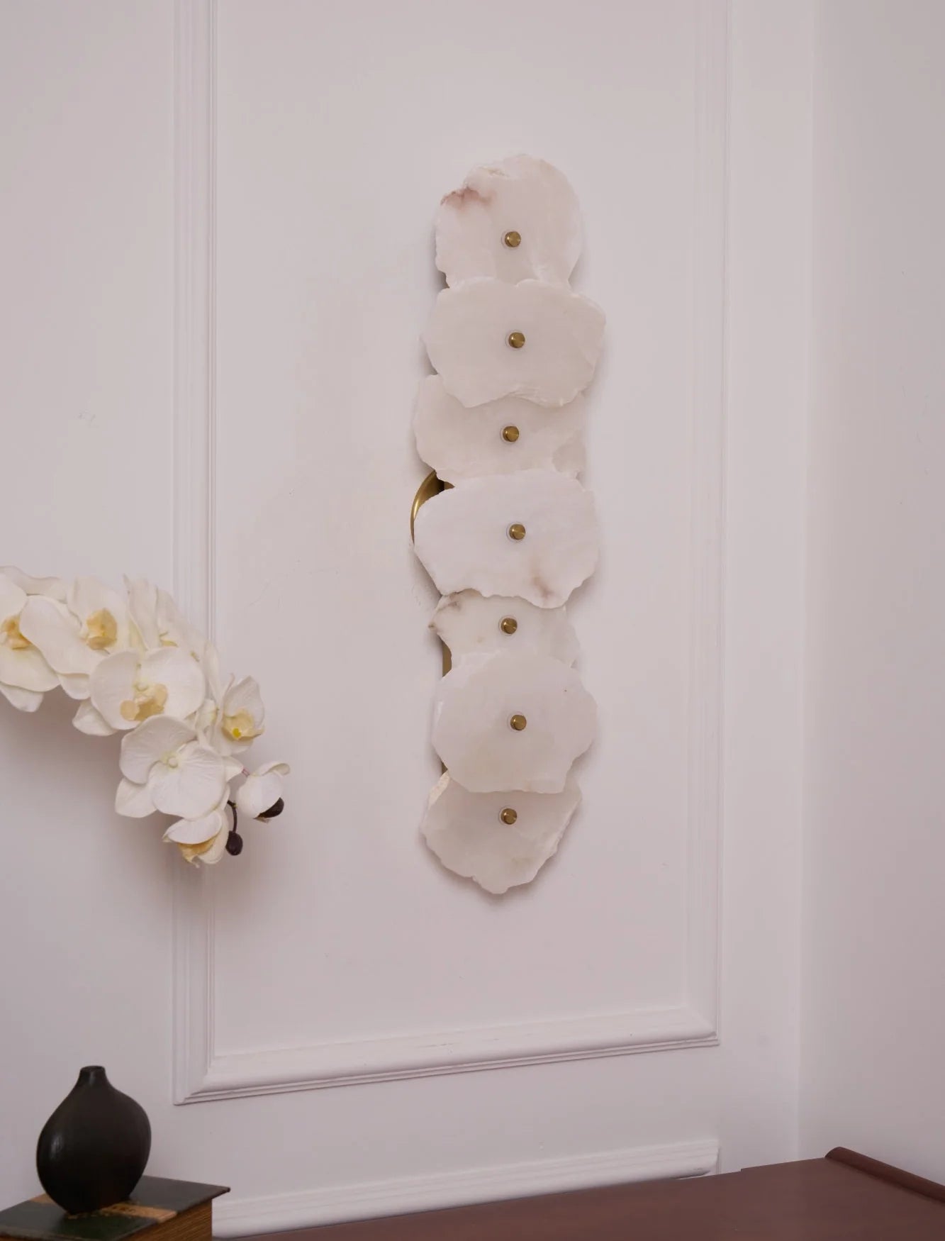 Petra Wall Lamp