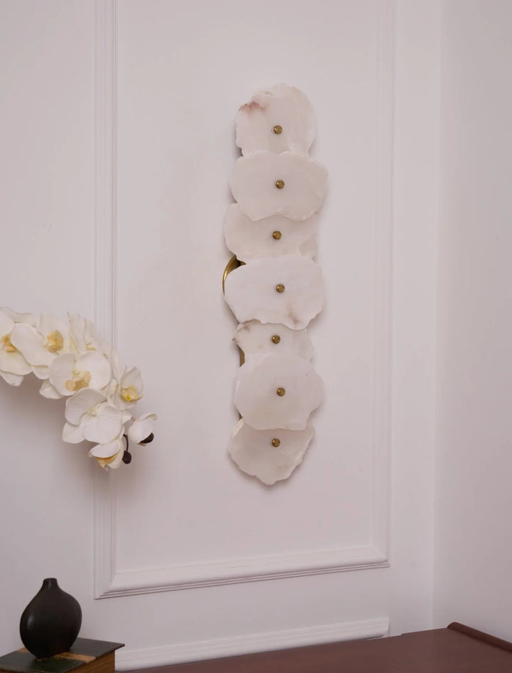 Petra Wall Lamp