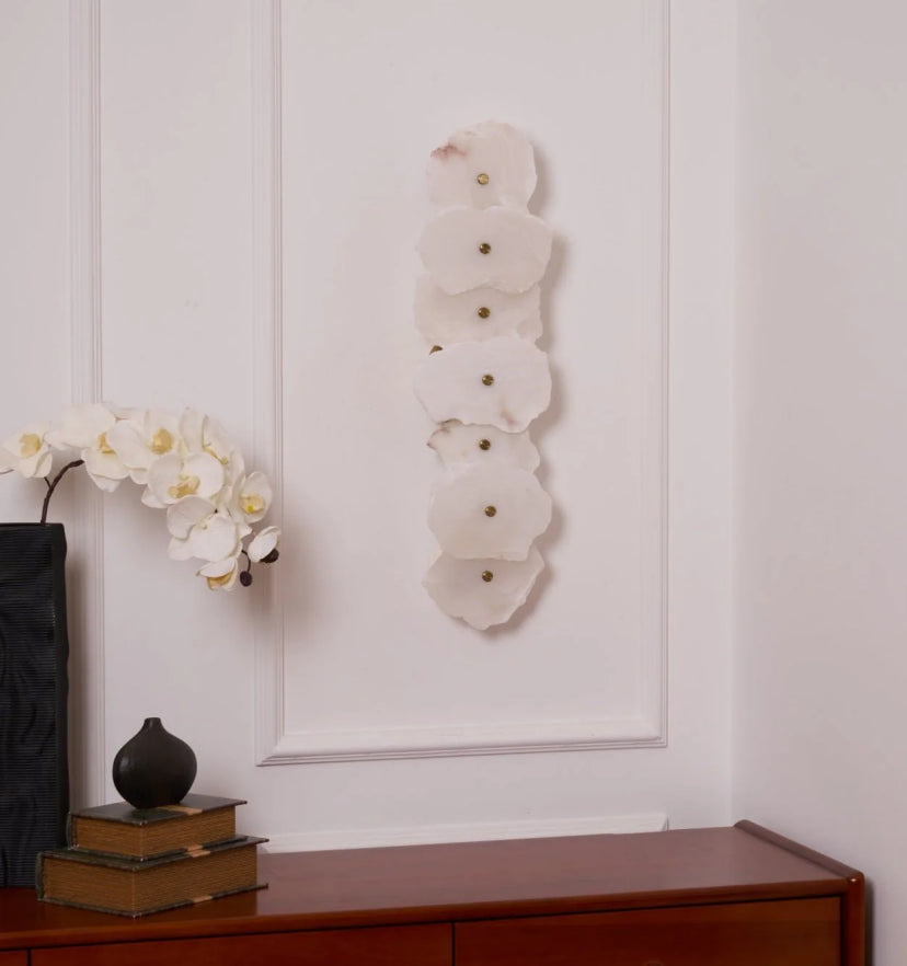 Petra Wall Lamp