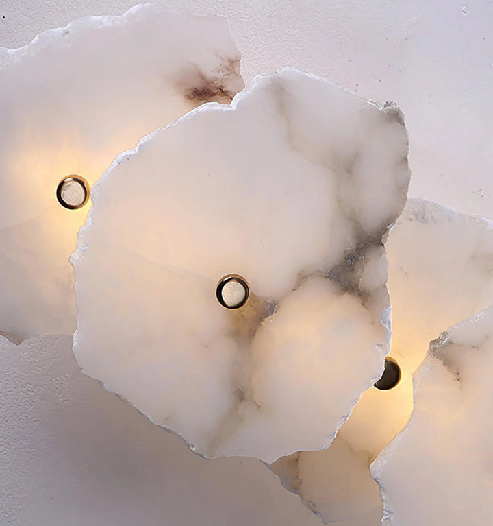 Petra Wall Lamp