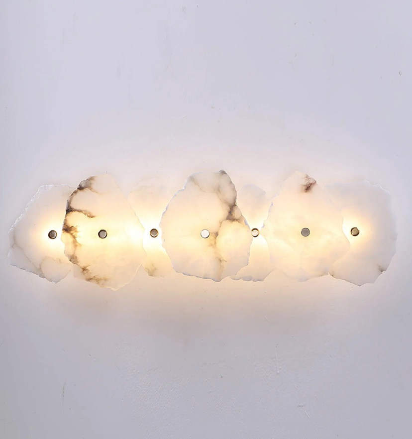 Petra Wall Lamp