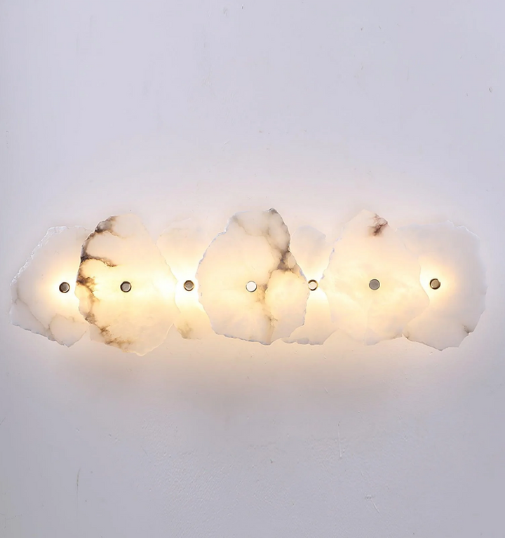 Petra Wall Lamp