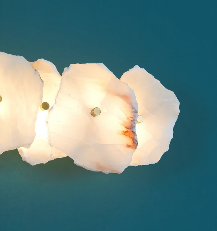 Petra Wall Lamp