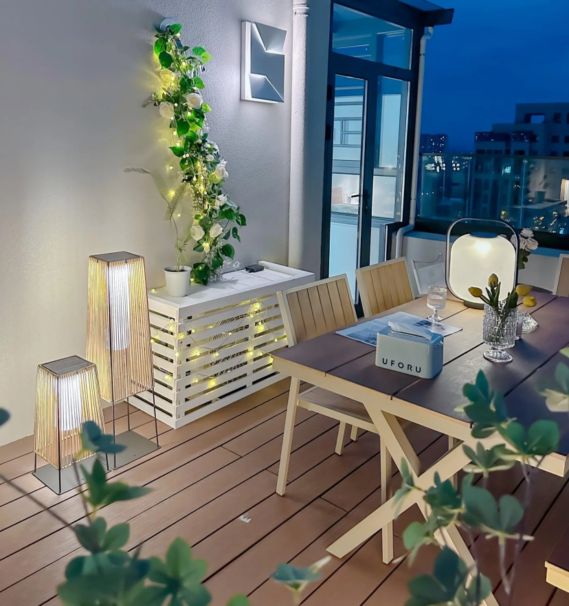 Plastic Rattan Outdoor Post Light