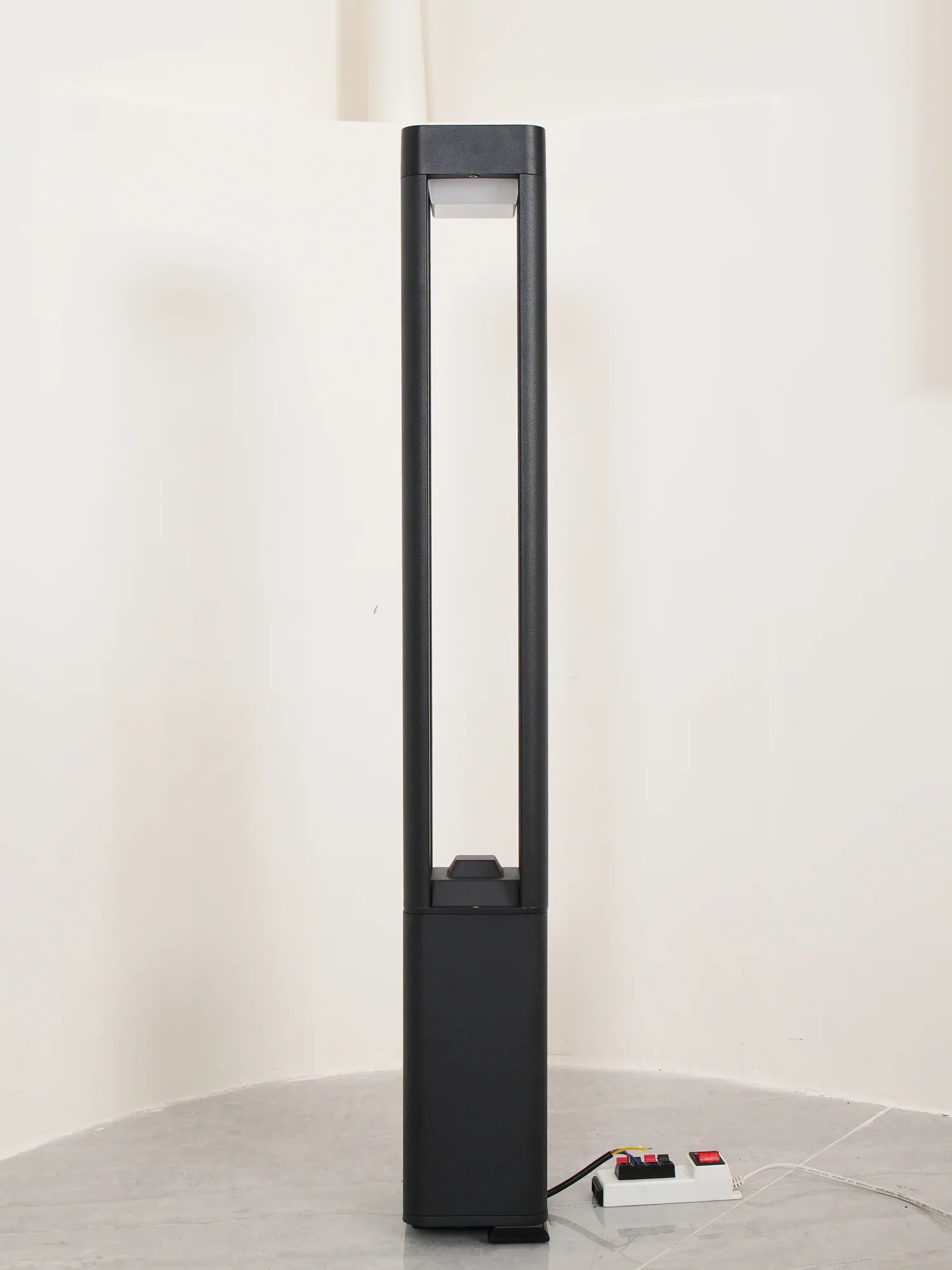 Rectangular Column Garden Outdoor Light - Yiarolight