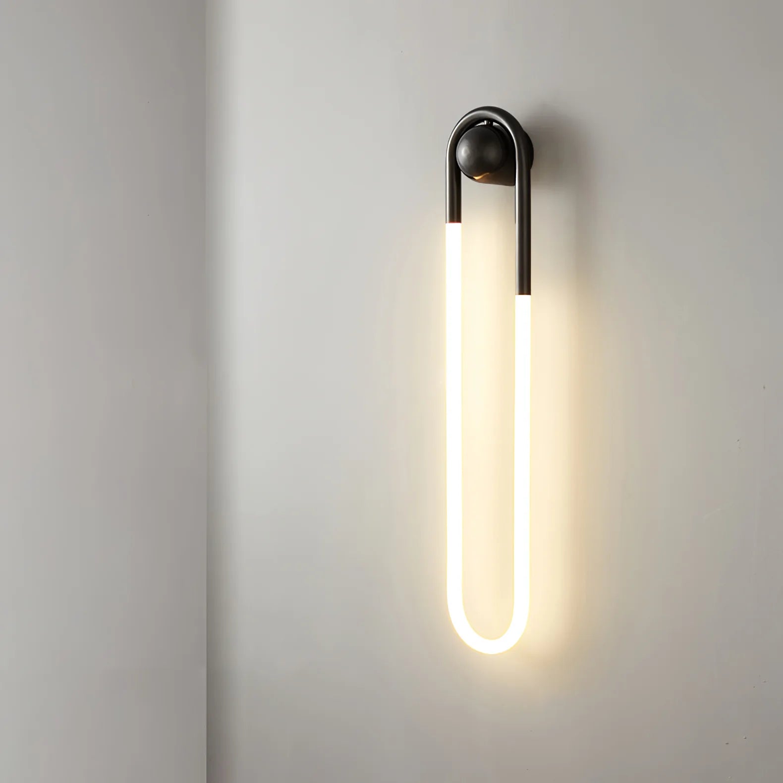 Rudi Loop Wall Lamp - Yiarolight