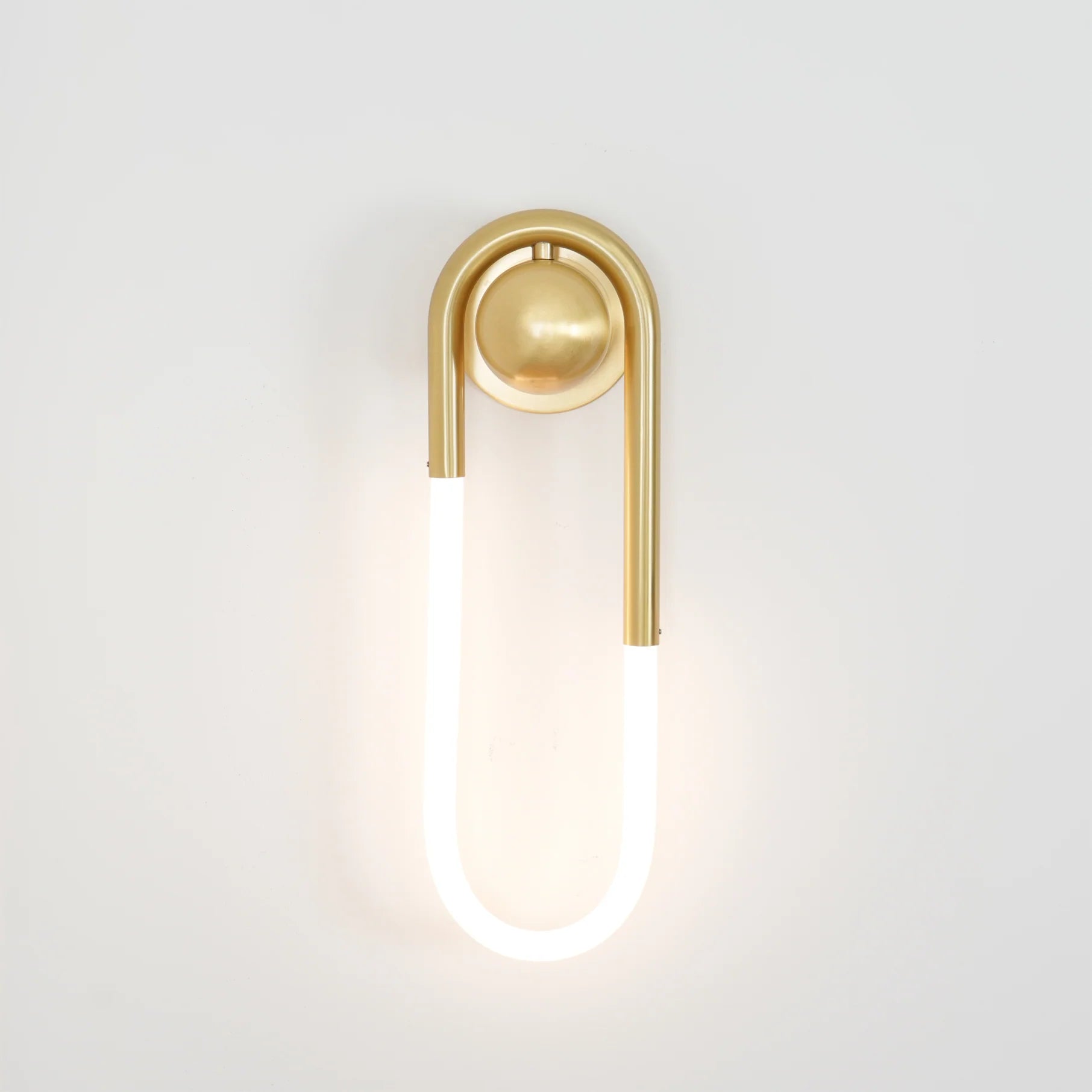 Rudi Loop Wall Lamp - Yiarolight