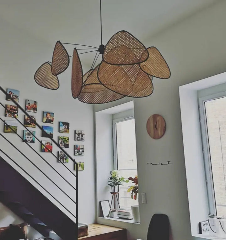 Screen Cannage Suspension
