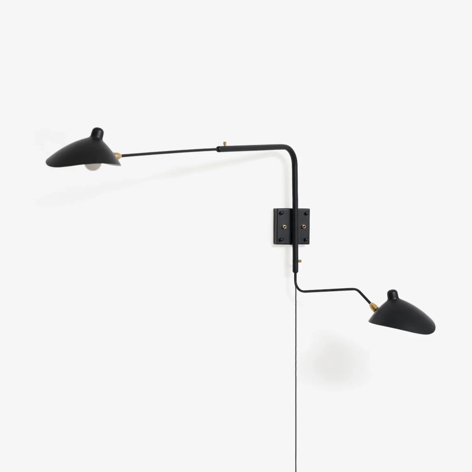 Serge Mouille Plug-in Wall Sconce - Yiarolight