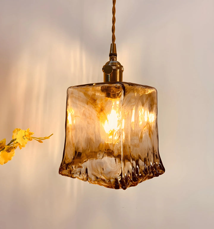 SERGIA GLASS PENDANT LIGHT