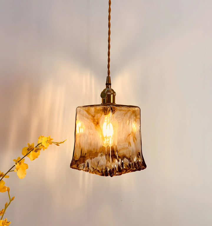 SERGIA GLASS PENDANT LIGHT