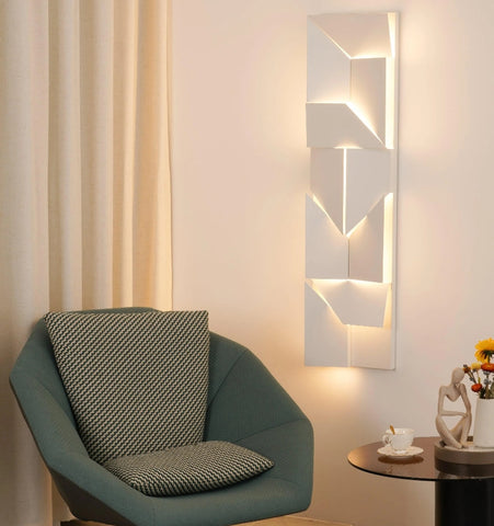 SHADOWS WALL LAMP
