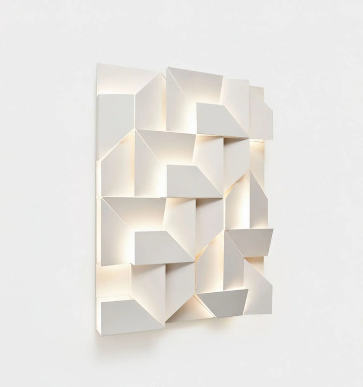 SHADOWS WALL LAMP