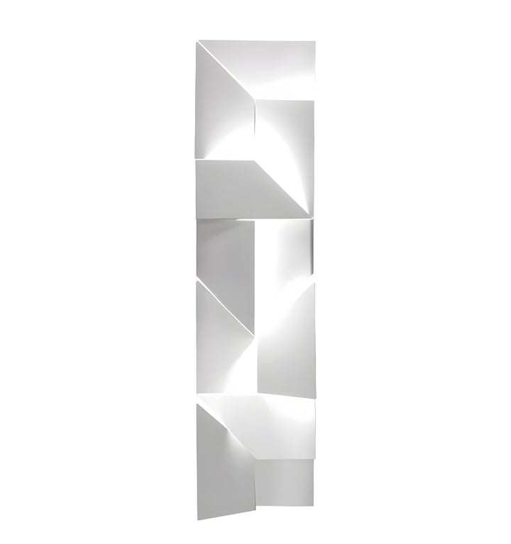 SHADOWS WALL LAMP