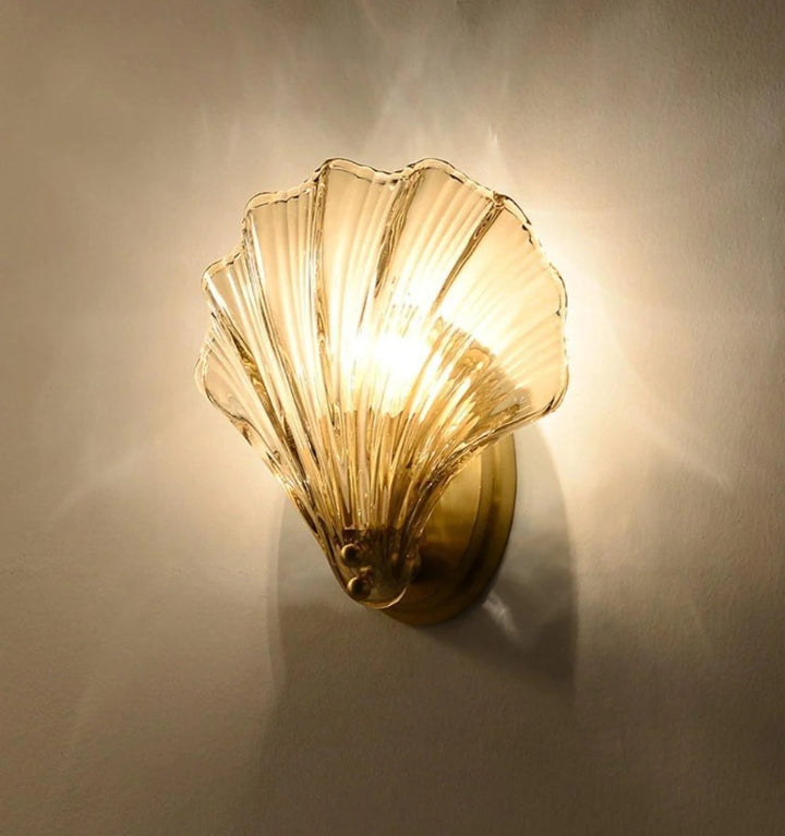 SHELL WALL LIGHT