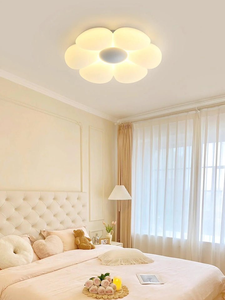 Six-leaf Flower Kids Room Ceiling Lamp