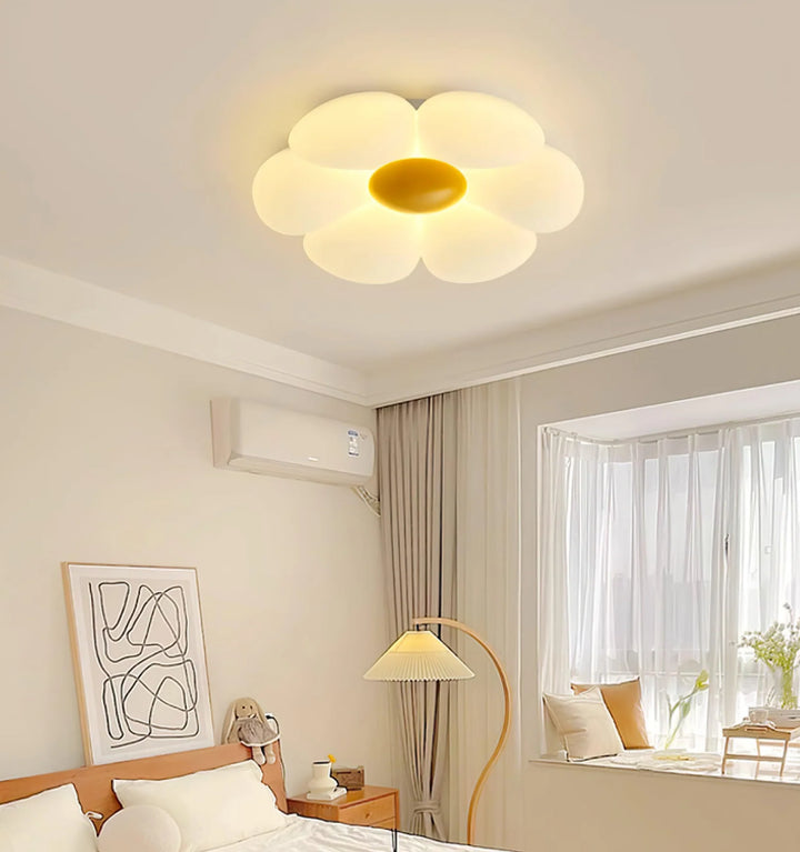 Six-leaf Flower Kids Room Ceiling Lamp