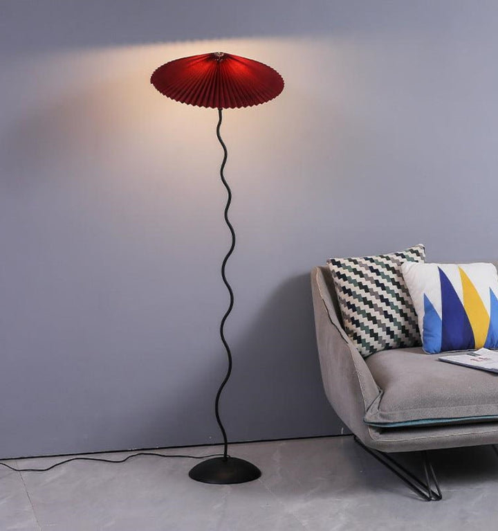 SQUIGGLE FLOOR LAMP