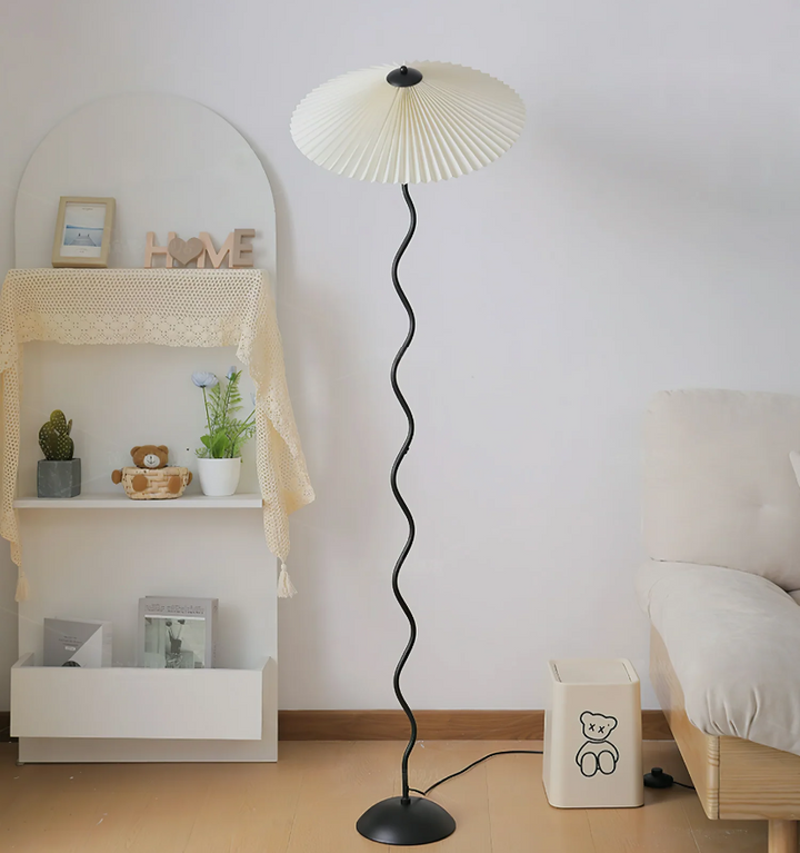 SQUIGGLE FLOOR LAMP