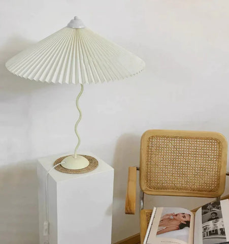 SQUIGGLE TABLE LAMP