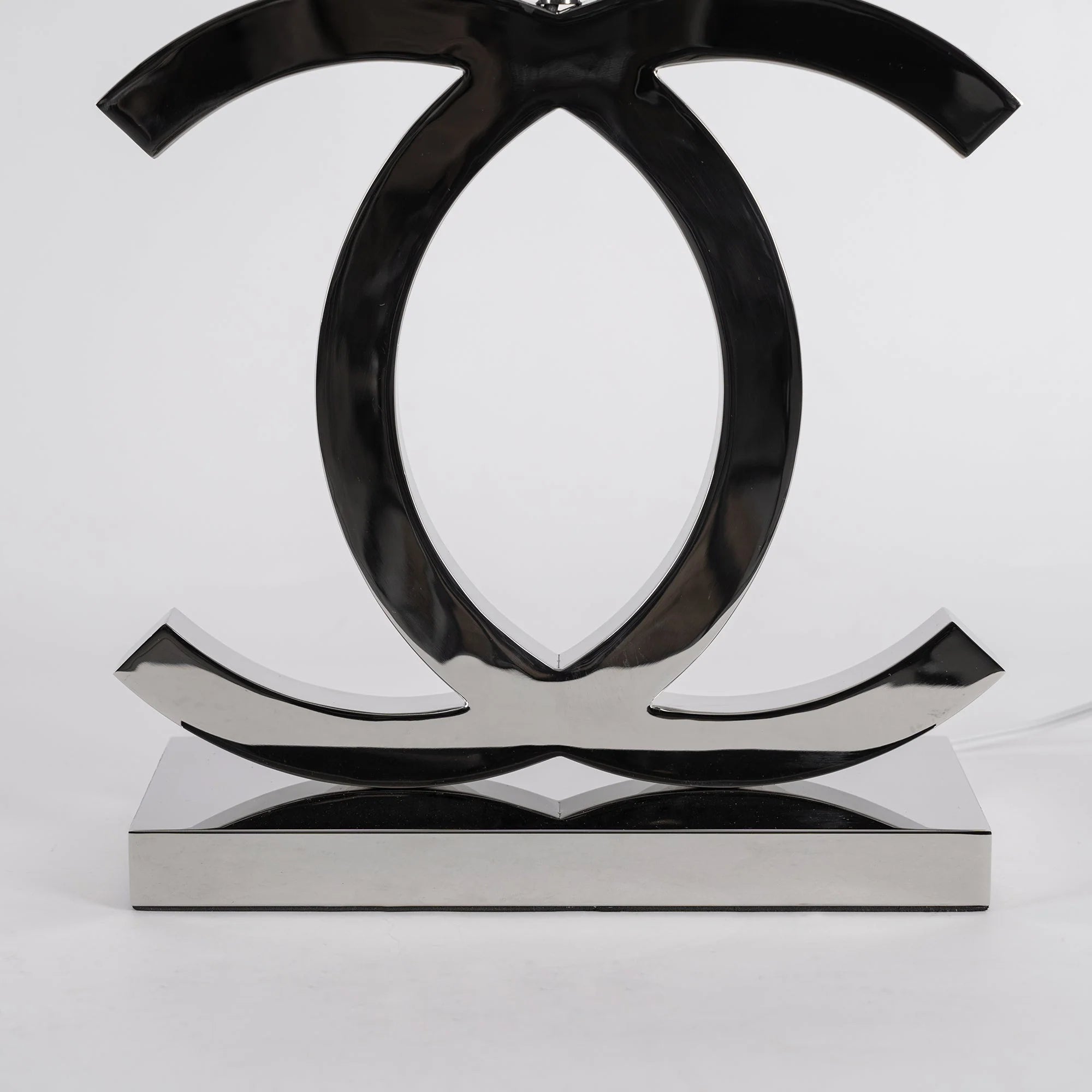 Stainless Steel Table Lamp - Yiarolight