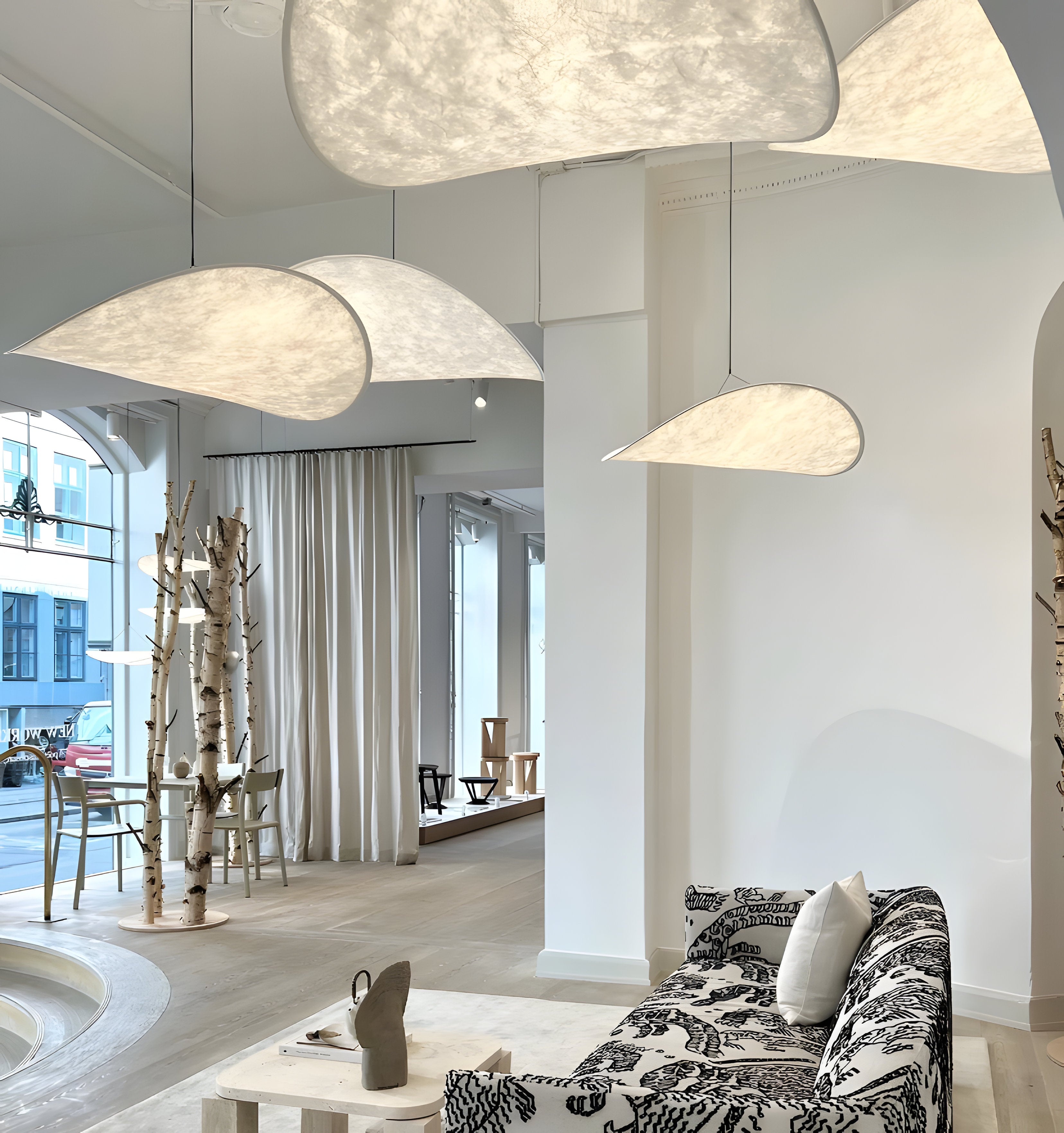 TENSE PENDANT LIGHT