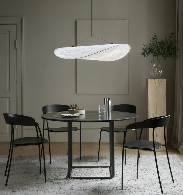 TENSE PENDANT LIGHT