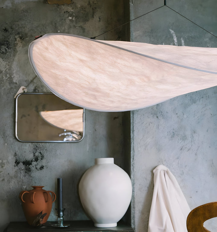 TENSE TYVEK PENDANT LAMP