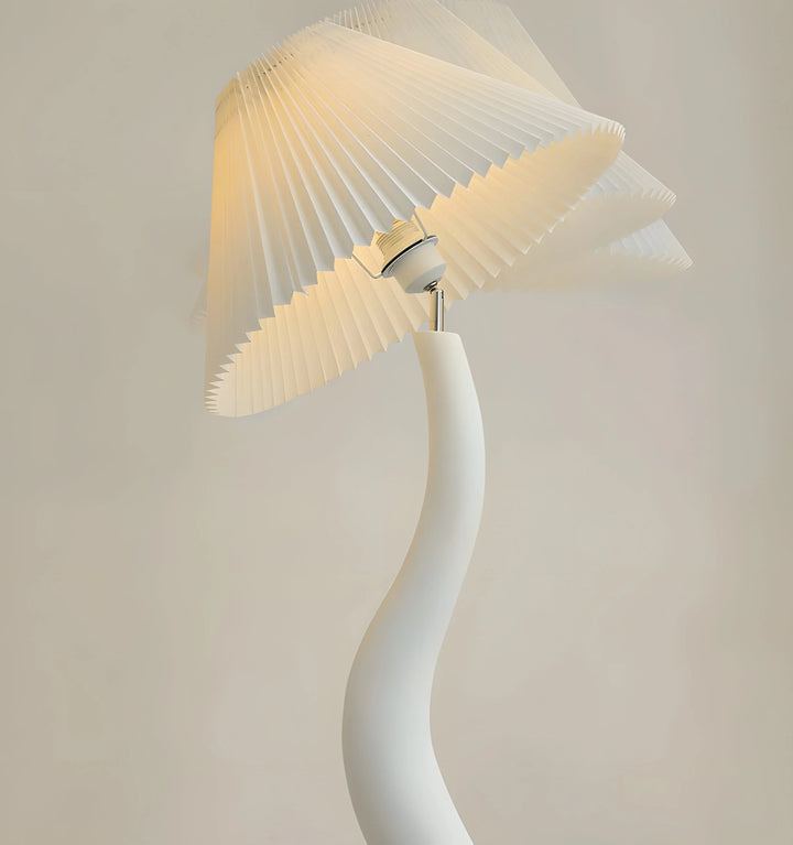 TWISTED PLEATED FLOOR LAMP