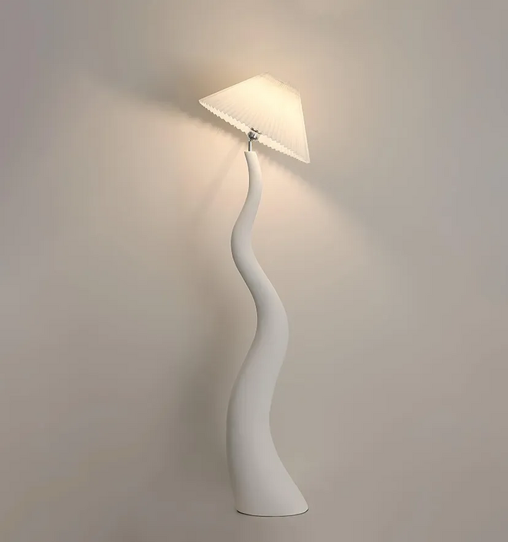 TWISTED PLEATED FLOOR LAMP