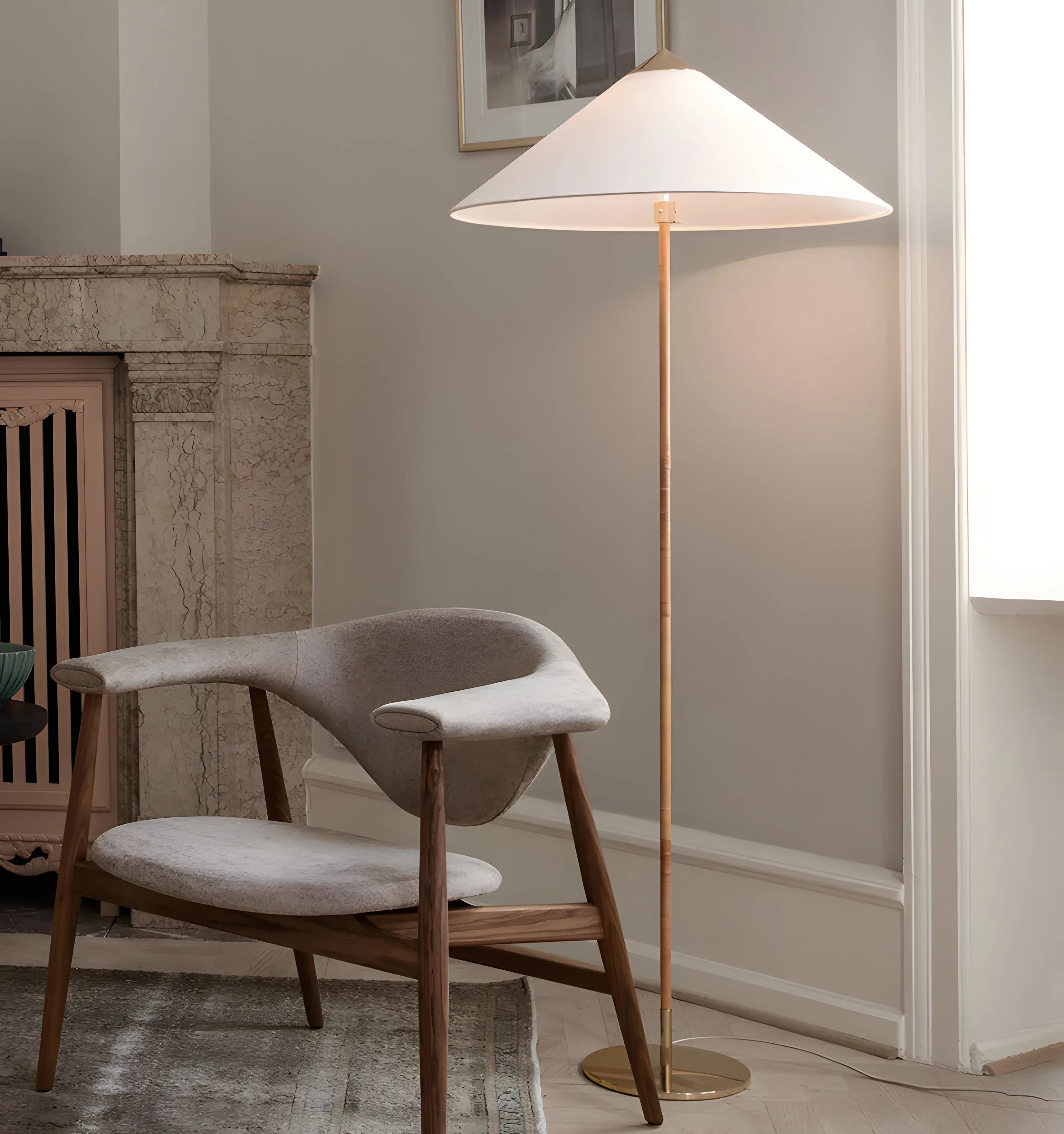 TYNELL FLOOR LAMP