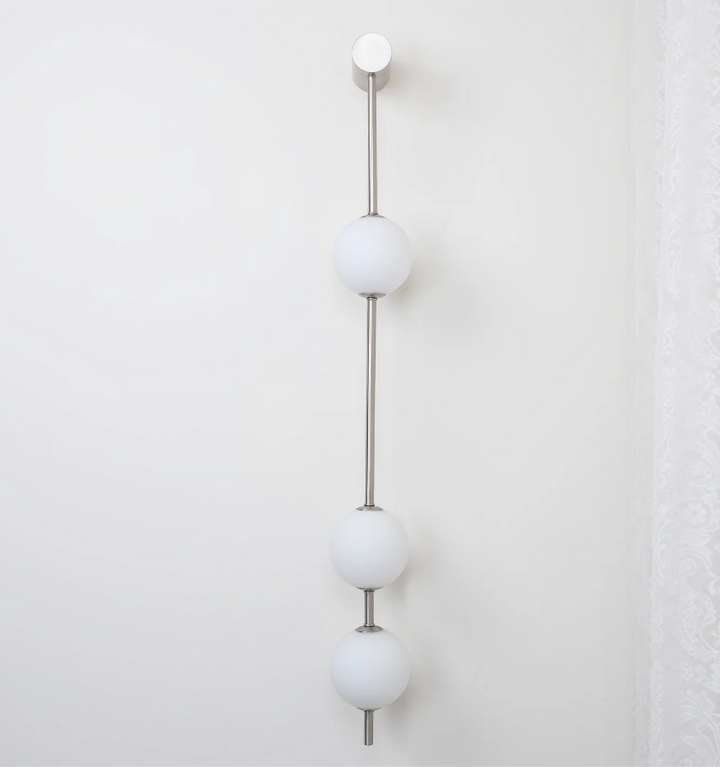 Vertical Balls Wall Lamp