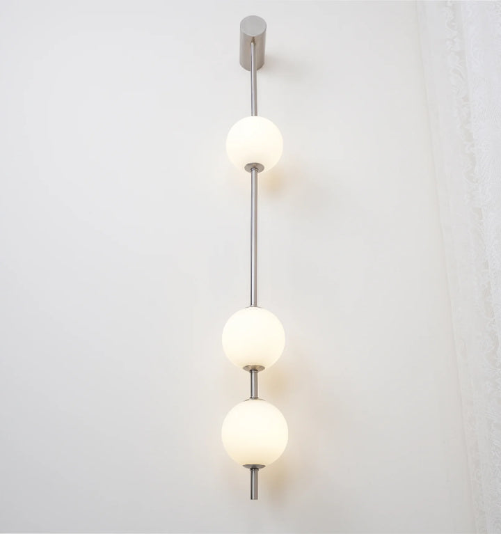 Vertical Balls Wall Lamp