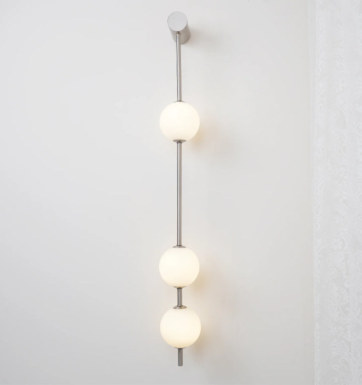 Vertical Balls Wall Lamp