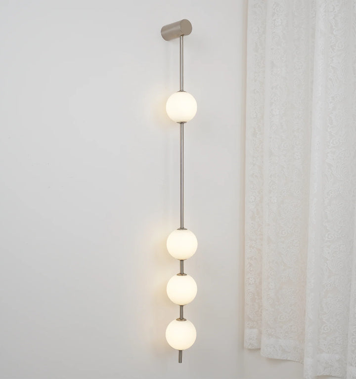 Vertical Balls Wall Lamp